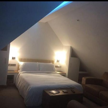 Storm Cottage B&B Hugh Town Екстериор снимка