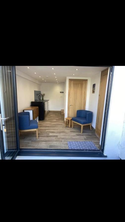 Storm Cottage B&B Hugh Town Екстериор снимка